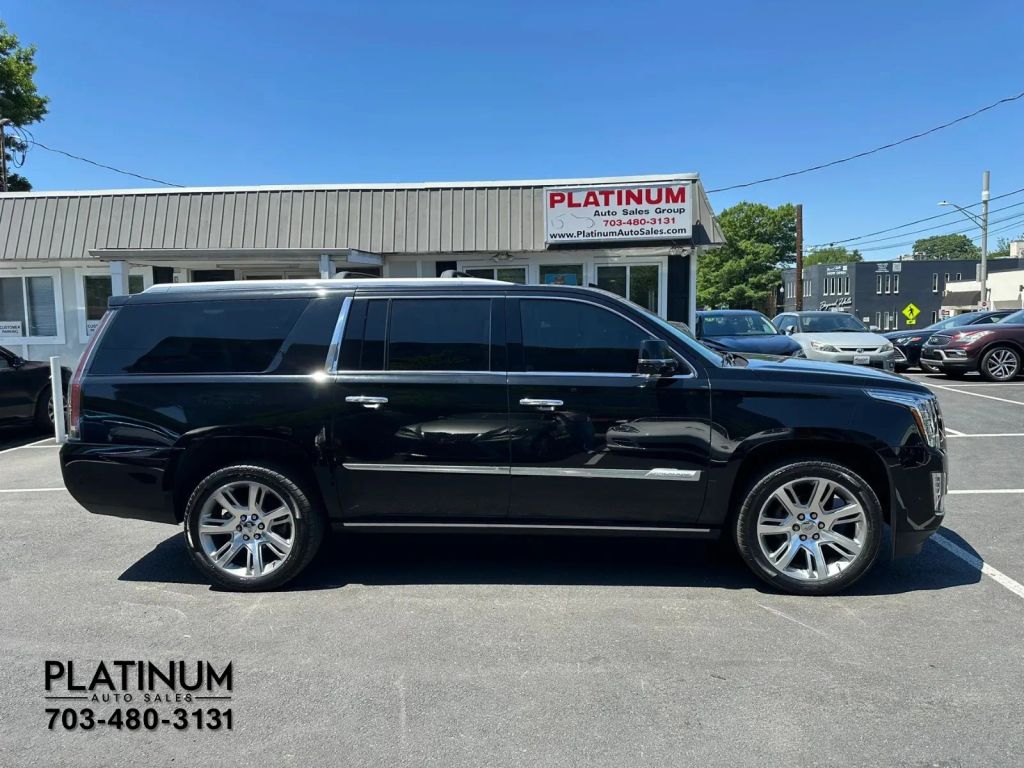 cadillac escalade esv 2017 1GYS4JKJ2HR328093 image cadillac escalade esv 2017 1GYS4JKJ2HR328093 image
